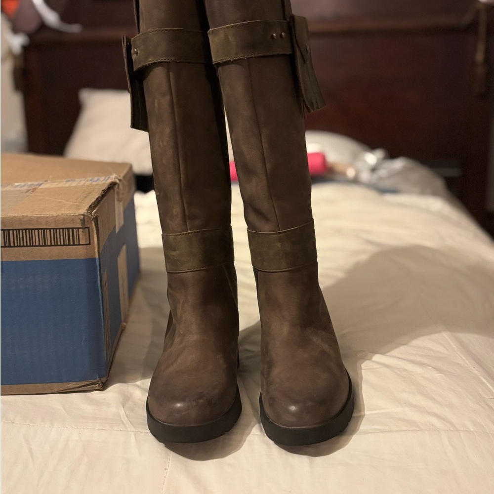 Timberland Graceyn Brown Tall Pull-On Waterproof Leather Boots w/Belt & Pocket • - Picture 8 of 17